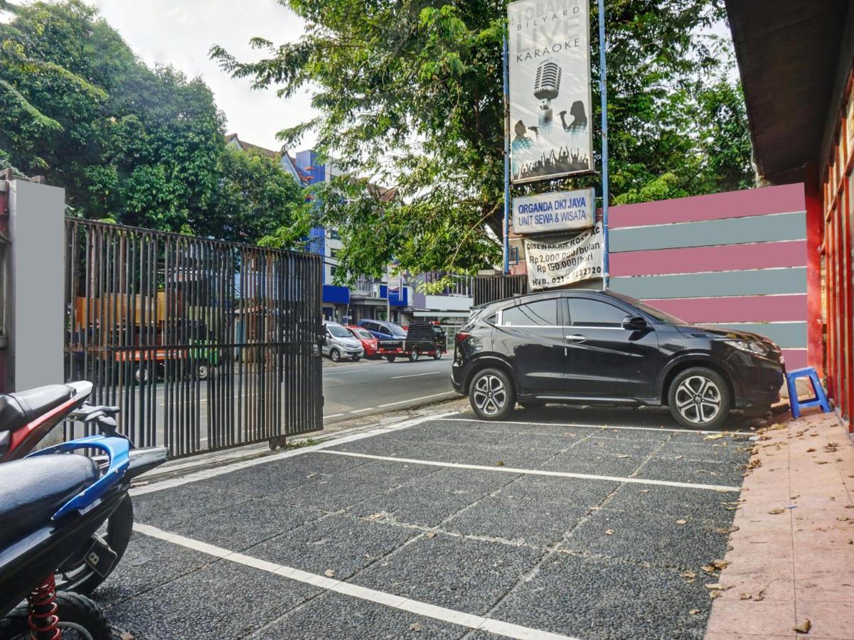 OYO 90702 Wisma Tobana Kebayoran Mencil Dış mekan fotoğraf